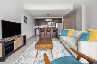 2BR Premium Downtown Suite - Detroit - 5