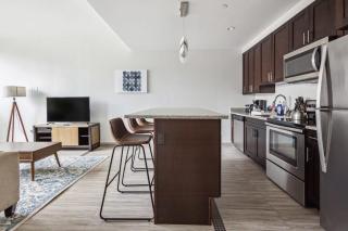 2BR Premium Downtown Suite - Detroit - 4
