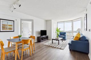 2BR Luxury City Suite With Gym & Pool - Arlington - 7