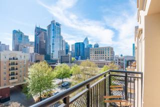 3BR Premium Downtown Apartment with Office & Gym - Charlotte - 9