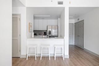 4B 3BA Premium Family Apartment with Gym - Charlotte - 7