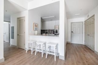 4B 3BA Premium Family Apartment with Gym - Charlotte - 6