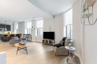 2B 2BA Distinguished Apartment Rooftop Pool & Gym - Baltimore - 4