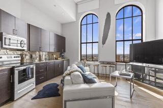 2BR Luxury Apartment Rooftop Pool & Gym - Baltimore - 7