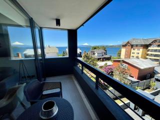 HOM I Vista al Lago Depto con Estacionamiento - Puerto Varas - 0
