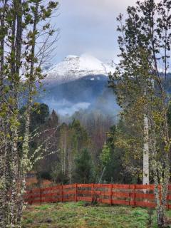 HOM I Cabaña La Ensenada vista parcial al Volcán - 2