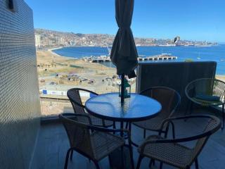 HOM I Acogedor 2D2B, En Cerro Barón con estacionamiento - Valparaíso - 0
