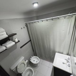 Departamento bien ubicado, espacio amplio y con terraza - San Salvador de Jujuy - 6