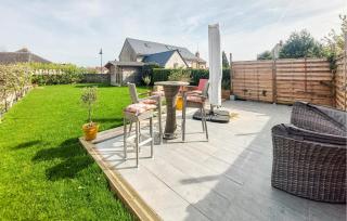Amazing Apartment In Amblainville - 7