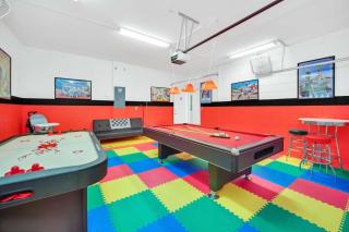 Short walk from clubhouse Wonderful pool villa - 8