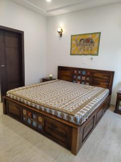 Vrunda 2BHK spacious and cozy Homestay - Vrindāvan - 7