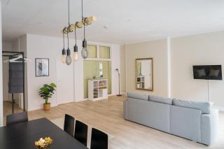 Spacious Family Apartment with 2 Bedrooms - Berlino - 2