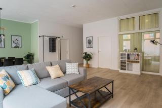 Spacious Family Apartment with 2 Bedrooms - Berlino - 3