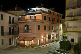 Albergo La Marina B&B - Deiva Marina - 9