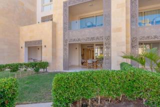 Ground Floor 2BR Apt in Mangroovy, Pool & Beach - Hurghada - 1