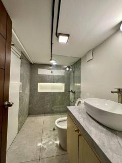 Spacious Loft Type Unit in City - Cebu - 6