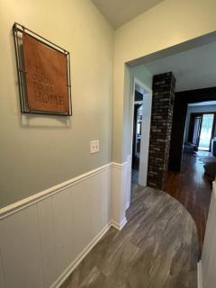House 7 beds, 2 baths Farmstay at Pygmy Goat & Agritourism Farm - Byron Center - 5