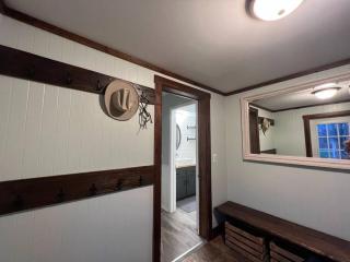 House 7 beds, 2 baths Farmstay at Pygmy Goat & Agritourism Farm - Byron Center - 8