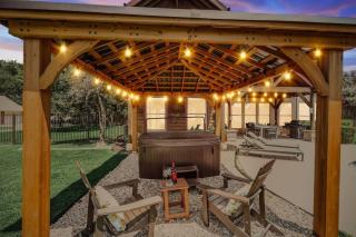 Rustic Cabin Mansion - Hot tub Gym Cinema Pool - McKinney - 8