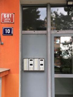 Stunning 2-Bed Apartment in Praha 4 - Prague - 9