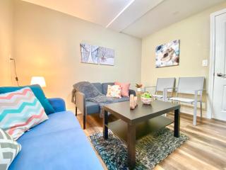 Relaxing 3 Bedroom Basement Stay - Mississauga - 0