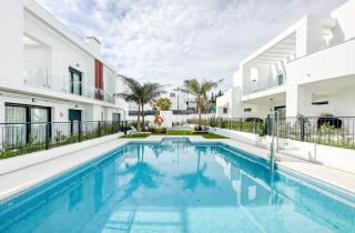 Rooftop Jacuzzi Pools Modern Wifi Townhouse - Estepona - 8