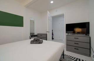 Heart of Houston - 2-BD 1-BA with Yard - Houston - 1