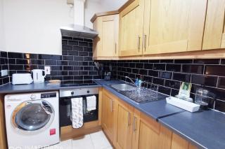 Very Central 1bed new refurbish - 5