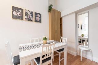 Cosy 2BED Apartment Super location - 7