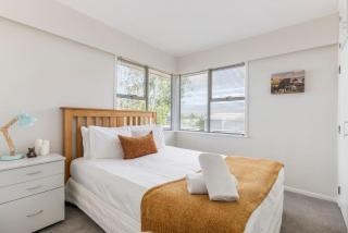 Sunny Spacious Park-side Pad - Auckland - 6