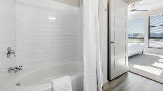 Landing at 11th and Spruce - 2 Bedrooms in Downtown - 1