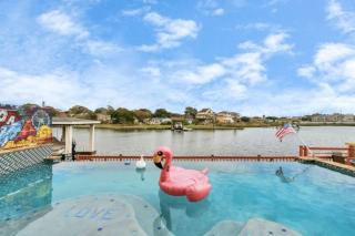 Waterfront NASA Heated Pool and Ultimate Game Room - Seabrook - 0