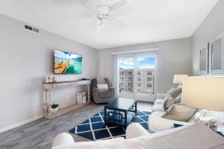 Amazing views of the ocean and pool from this top floor beach retreat! - New Smyrna Beach - 9