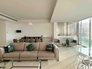 Gorgeous 3Br Achrafieh Apt - Beirut - 6