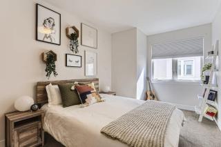 4BR Upscale Townhome Roof Top w Skyline Views - 4