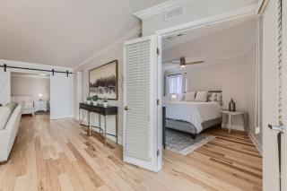 Larimer Luxury Top Notch Amenities Walk to All - 1