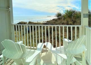 The Sea Shed- Ocean Front Condo - 8