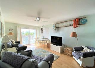 The Sea Shed- Ocean Front Condo - Myrtle Beach - 2