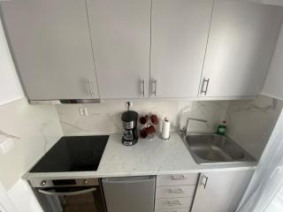 6th Floor Apartment in Athens - 8