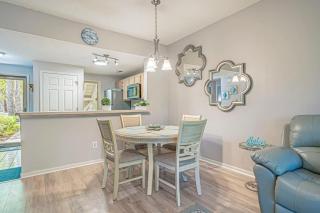 Teal Lake 0112 - 1