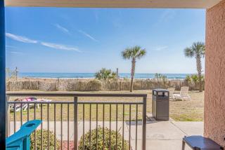 Great 1st floor unit that looks right out onto the beach with direct access - Myrtle Beach - 2
