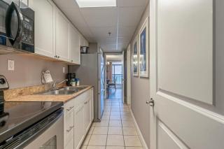 Spacious Ocean FRONT Unit - Caravelle 1235 - 6