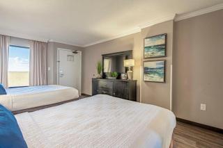 Spacious Ocean FRONT Unit - Caravelle 1235 - 3