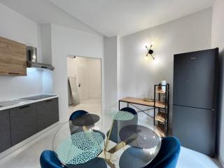 Frame of Verona Apartments - Verona - 1
