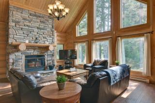 Family fun private outdoor hot tub - 3