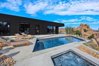 Black Desert House ft in Architectural Digest - Yucca Valley - 9
