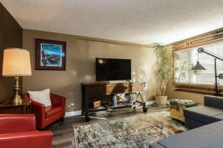#StayInMyDistrict Eclectic Boise Townhouse near St Als - Boise - 9