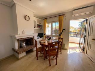 3 Bed Townhouse Overlooking Com Pool LD314 - 5