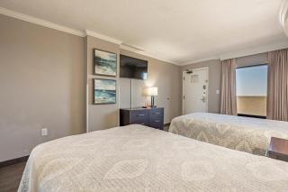 Ocean Front 1BR - Caravelle 1036 - 8