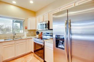 Oro Valley Condo with Community Pool Near Hiking! - Oro Valley - 1